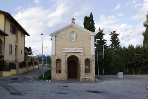 Chiesa della SS. Trinit� a Case di Trento di Giulianova (Te)