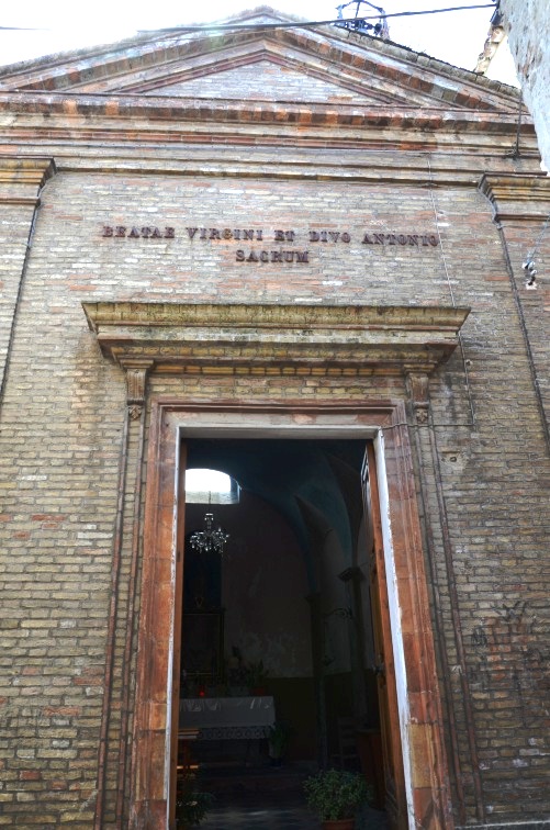 Cappella di S.Antonio a Castiglione Messer Raimondo (Te)