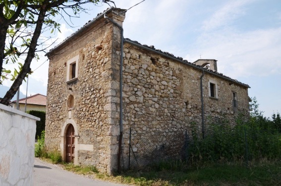 Chiesa di S.Maria della Piet� a Colliberti di Isola del G.Sasso (Te)