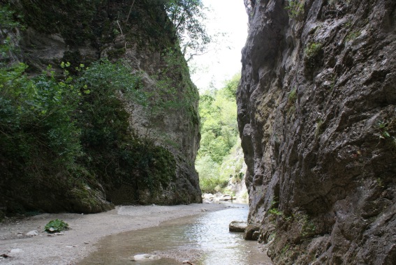 Le Gole del Fiume Salinello (Teramo)