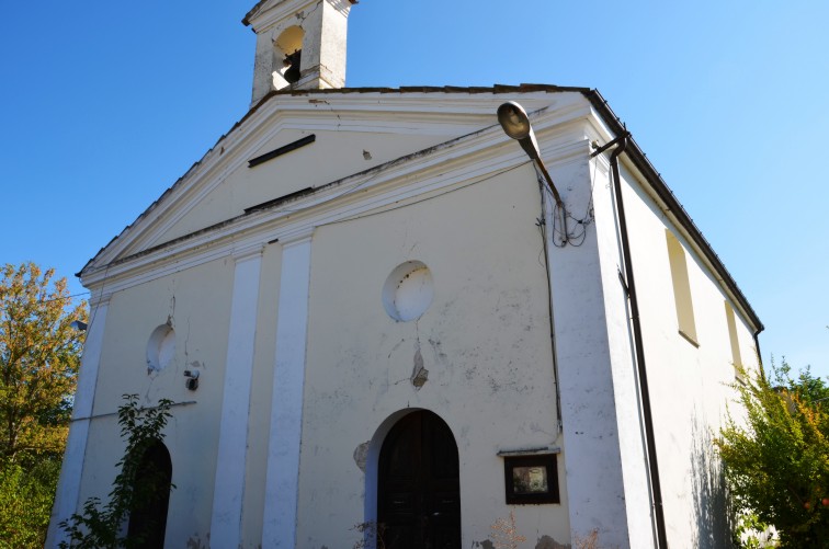 Chiesa della SS.Trinit� nella frazione della Trinit� a Leognano di Montorio al Vomano (Te)