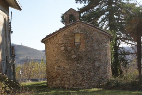 Chiesa di S.Giuseppe (propriet� Lera) a Rocche di Civitella (Te)