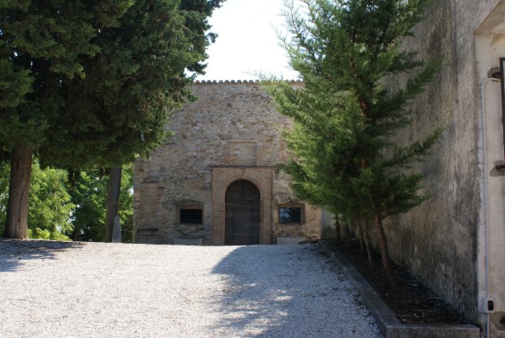 Chiesa di S.Massimo in Varano a Torano Nuovo (Te)